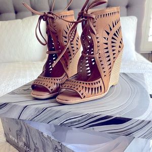 Jeffrey Campbell Rodillo-hi sandals wedges
